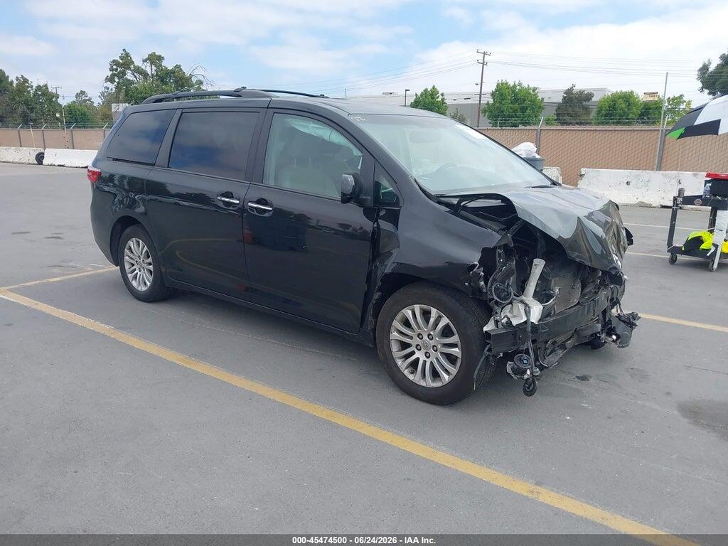 5TDYK3DCXGS752038 2016 TOYOTA SIENNA photo no. 1
