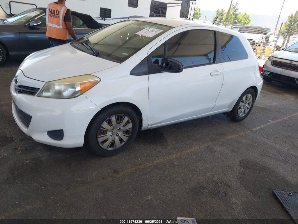 JTDJTUD39CD538264 2012 TOYOTA YARIS photo no. 2