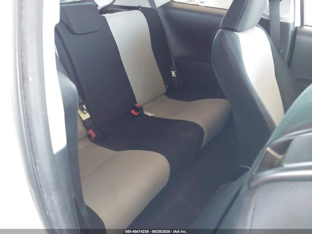 JTDJTUD39CD538264 2012 TOYOTA YARIS photo no. 8