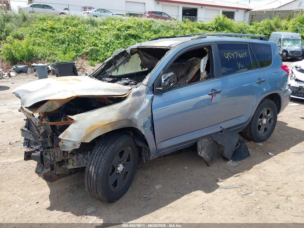2T3BF4DV6BW120632 2011 TOYOTA RAV4 photo no. 2