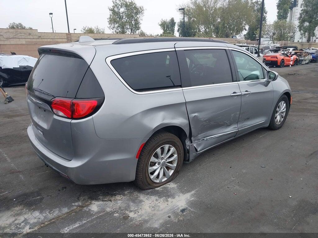 2C4RC1BG4HR569868 2017 CHRYSLER PACIFICA photo no. 4