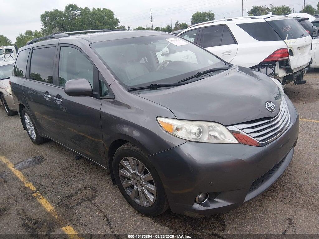5TDDK3DC8CS030771 2012 TOYOTA SIENNA photo no. 1