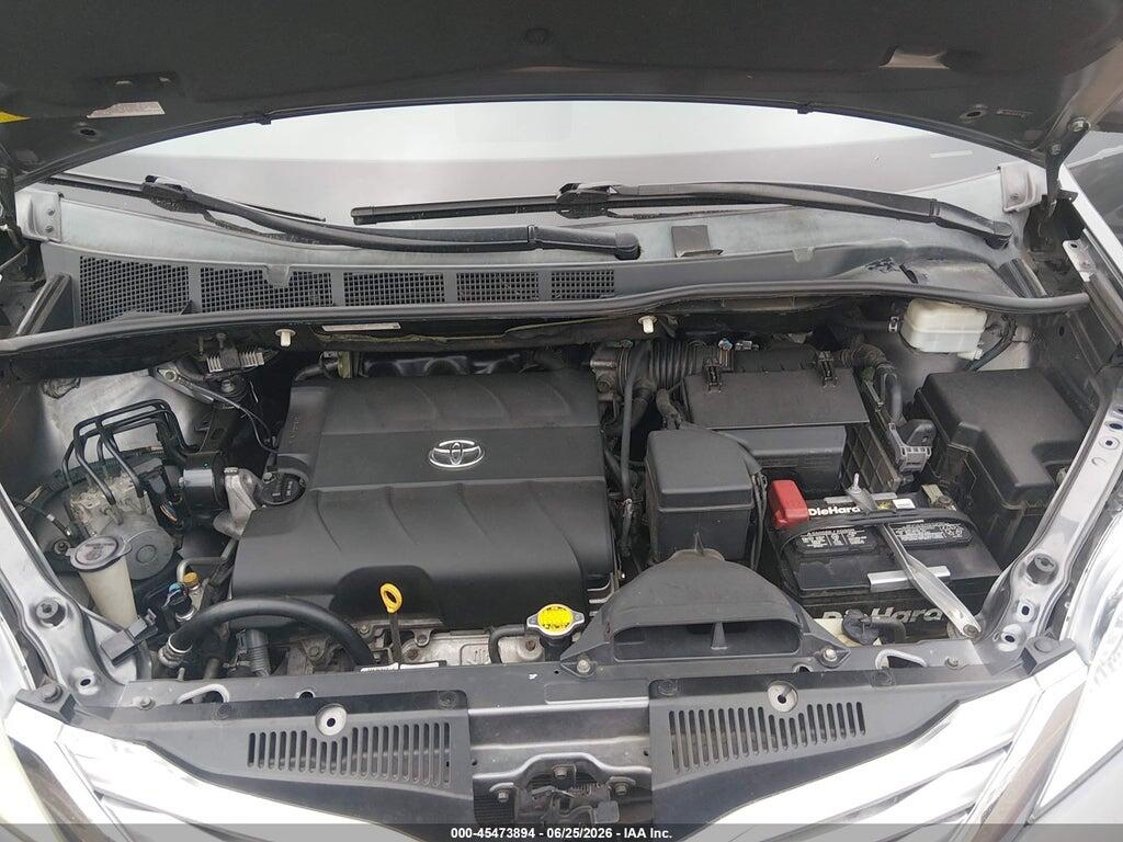 5TDDK3DC8CS030771 2012 TOYOTA SIENNA photo no. 10