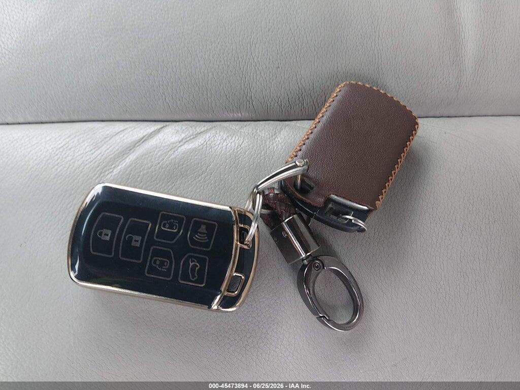 5TDDK3DC8CS030771 2012 TOYOTA SIENNA photo no. 11