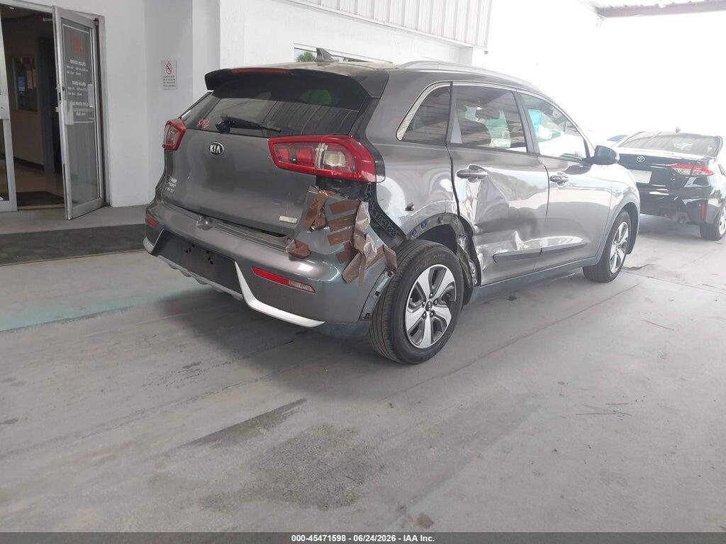 KNDCC3LC4J5108539 2018 KIA NIRO photo no. 4