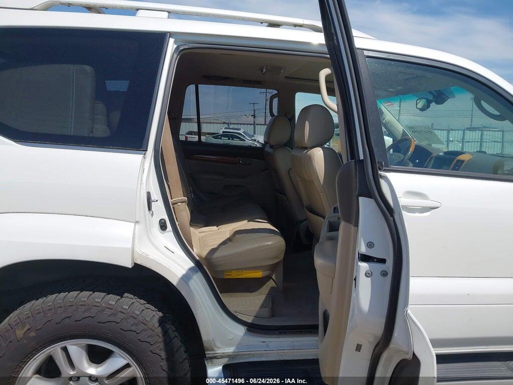 JTJBT20X760109800 2006 LEXUS GX 470 photo no. 8
