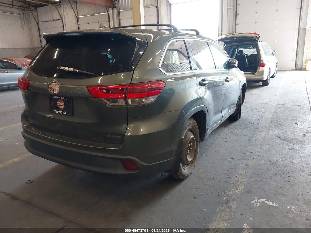 5TDBZRFH2JS880360 2018 TOYOTA HIGHLANDER photo no. 4