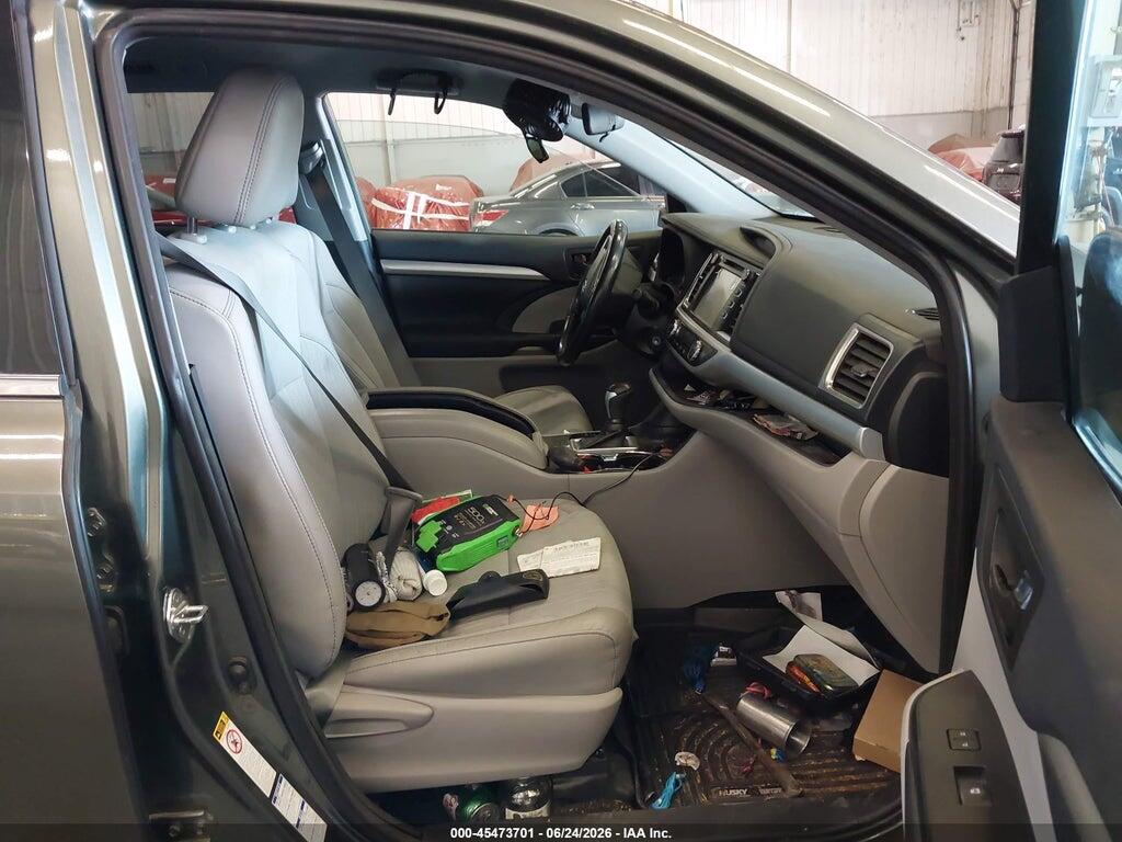 5TDBZRFH2JS880360 2018 TOYOTA HIGHLANDER photo no. 5