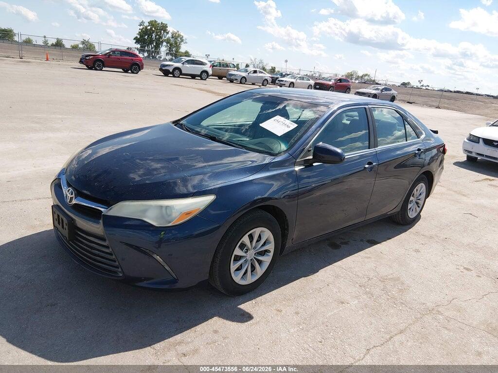 4T4BF1FK3FR514868 2015 TOYOTA CAMRY photo no. 2