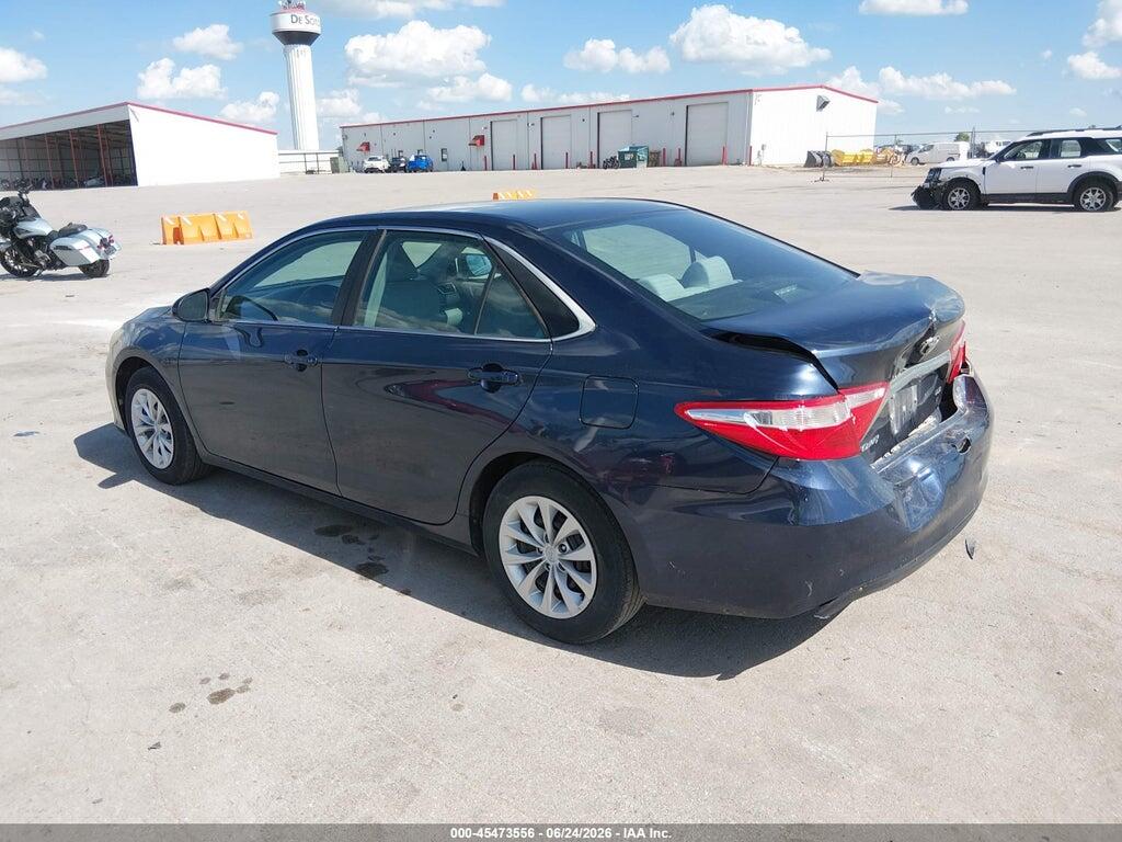 4T4BF1FK3FR514868 2015 TOYOTA CAMRY photo no. 3