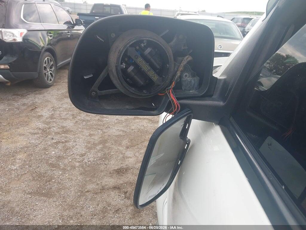 3GNFK16Z13G201512 2003 CHEVROLET SUBURBAN 1500 photo no. 6