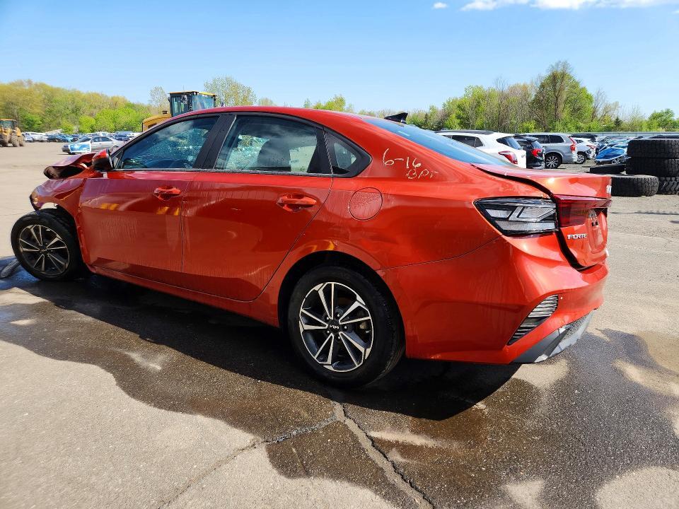 2024 KIA FORTE LXS — Фото 2 из 13