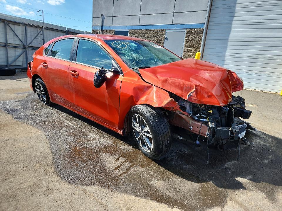 2024 KIA FORTE LXS — Фото 4 из 13