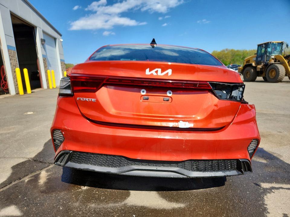 2024 KIA FORTE LXS — Фото 6 из 13