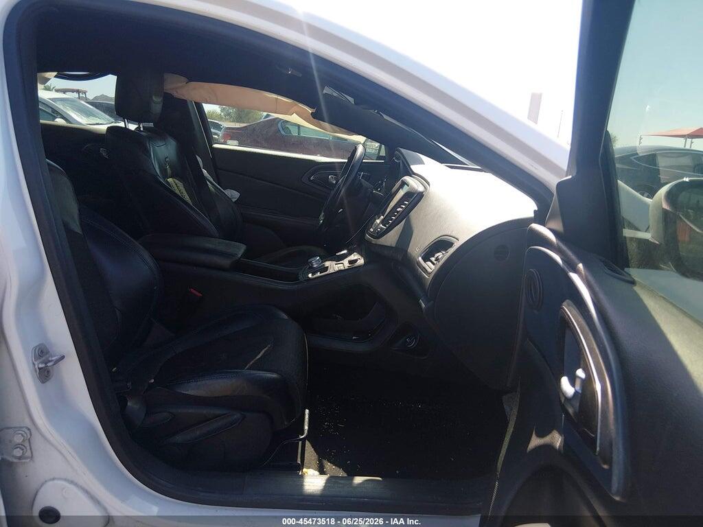 1C3CCCBB6GN124280 2016 CHRYSLER 200 photo no. 5