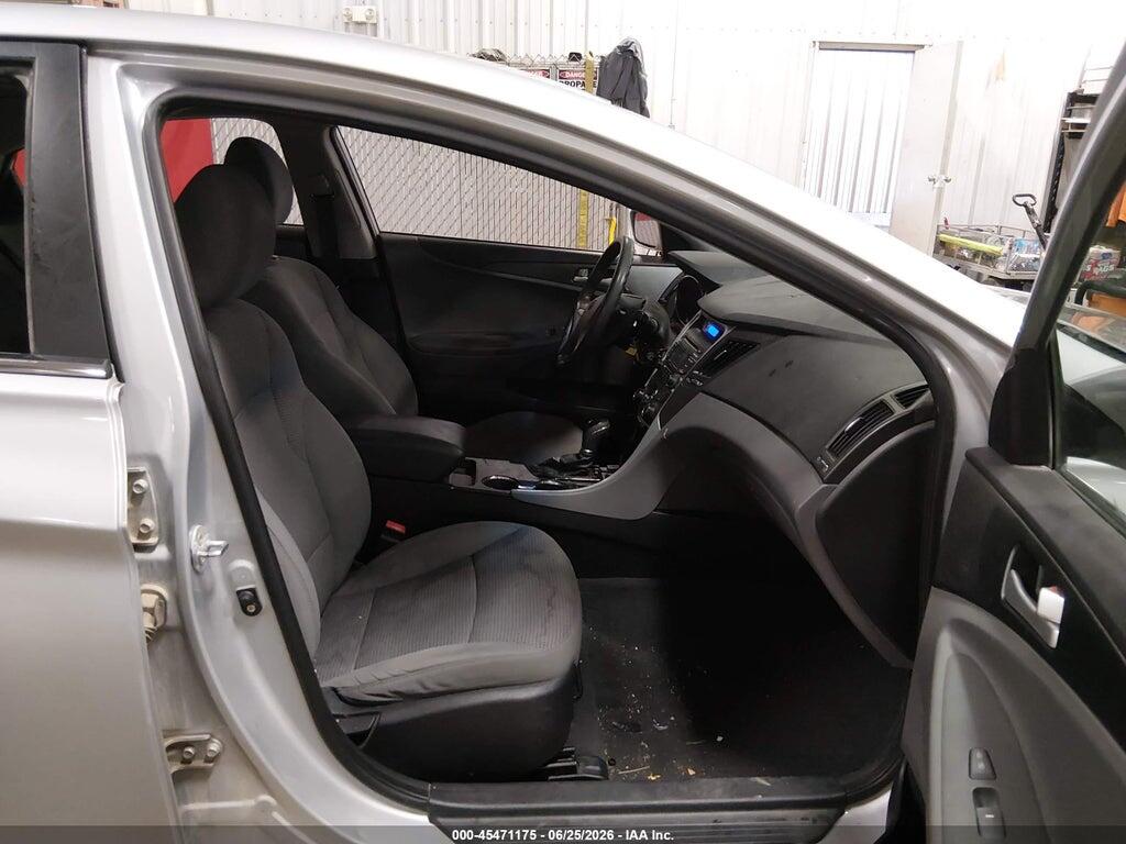 5NPEB4AC5CH318316 2012 HYUNDAI SONATA photo no. 5