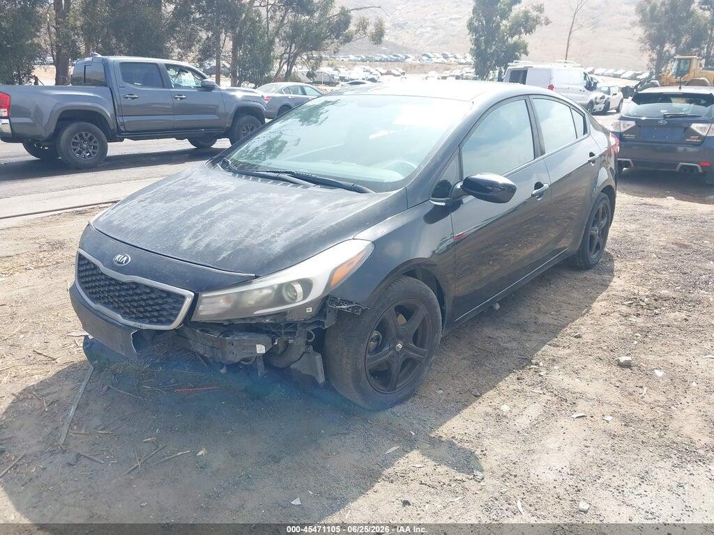 3KPFK4A72HE044124 2017 KIA FORTE photo no. 2