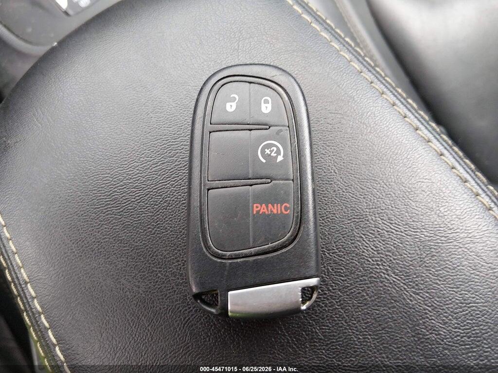 1C4PJMDS0HW633766 2017 JEEP CHEROKEE photo no. 11
