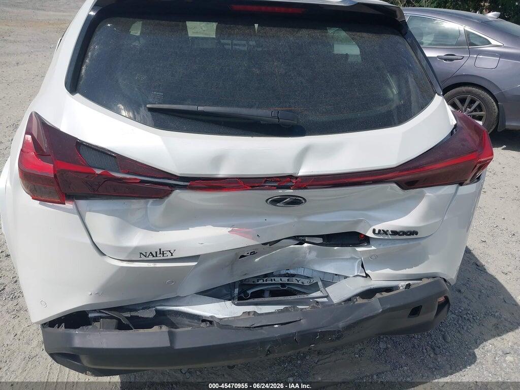 JTHYBJAH7S2018475 2025 LEXUS UX 300H photo no. 6