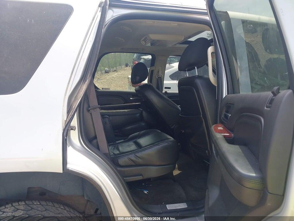 1GYS4CEF0BR161162 2011 CADILLAC ESCALADE photo no. 8