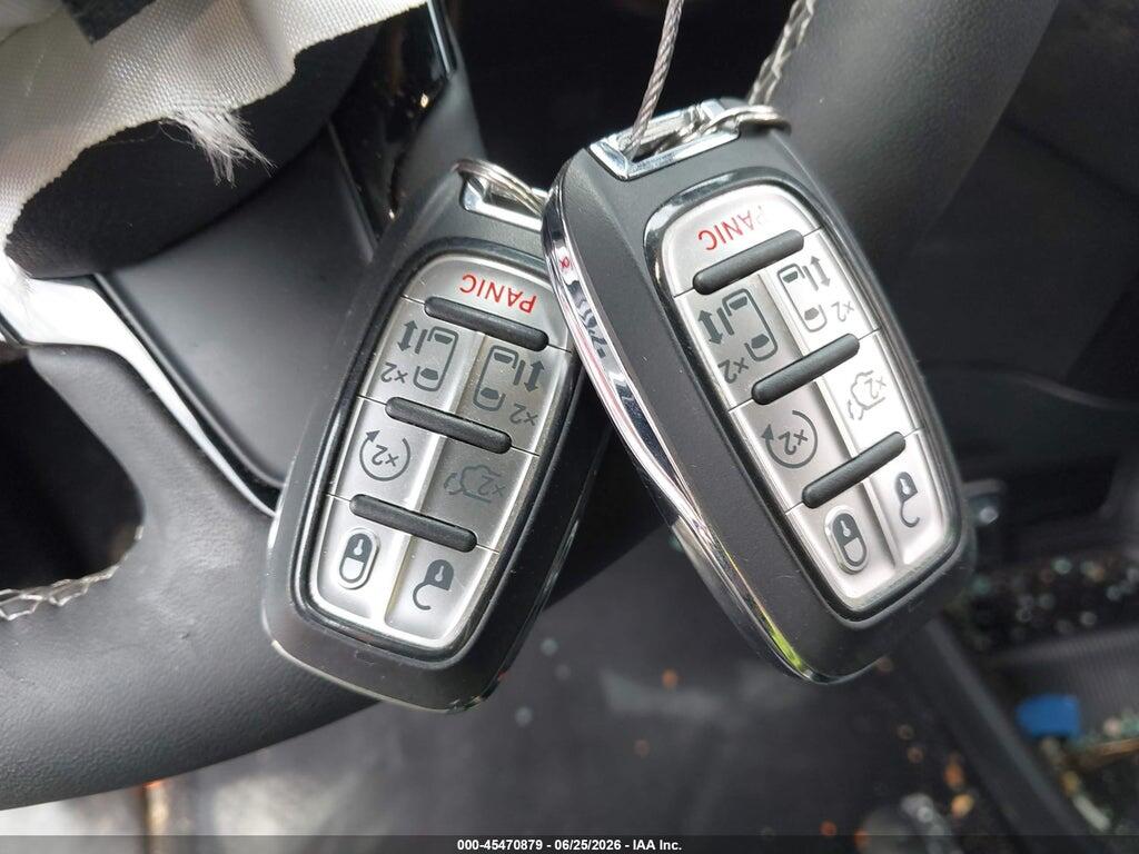 2C4RC3BG7PR623075 2023 CHRYSLER PACIFICA photo no. 11