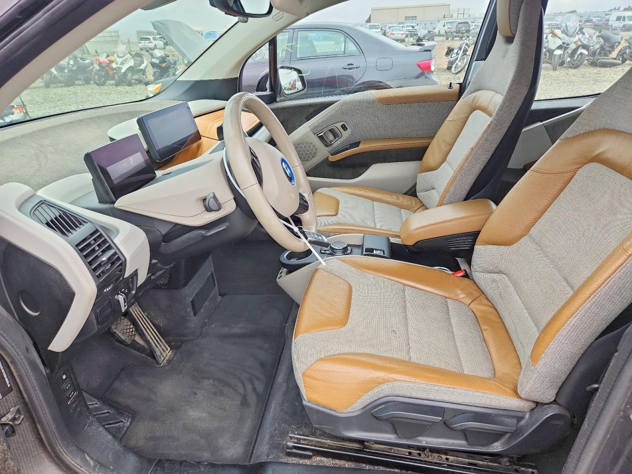 2015 BMW I3 REX — Фото 7 из 12