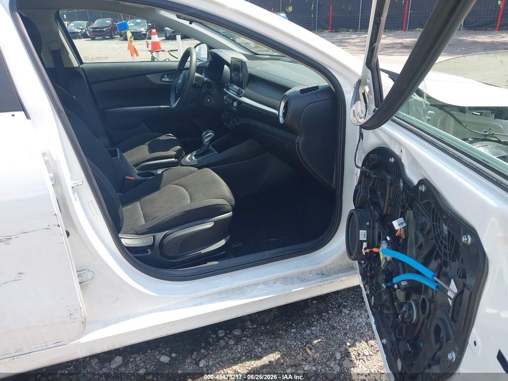 3KPF24AD0KE129248 2019 KIA FORTE photo no. 5
