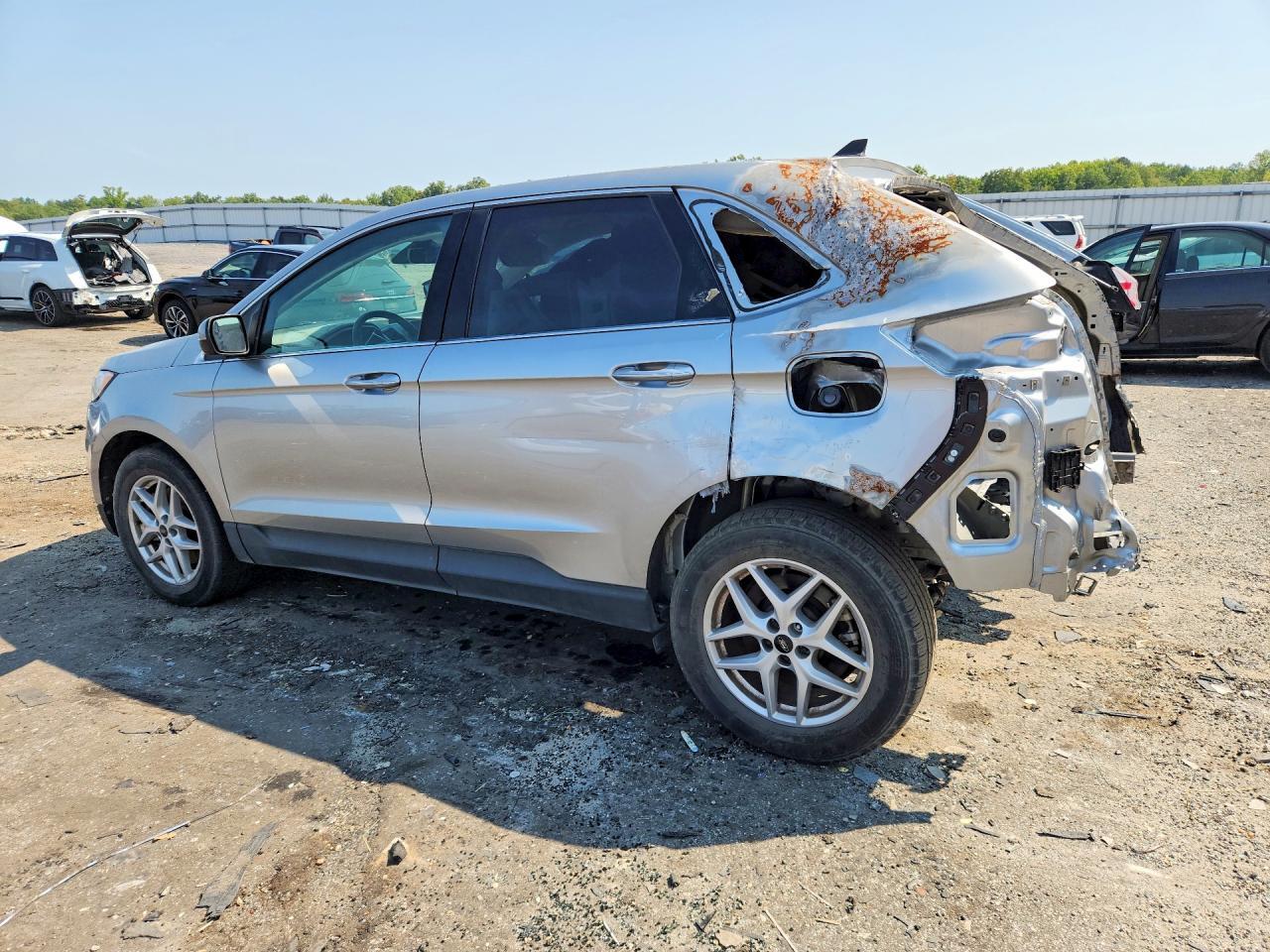 2023 FORD EDGE SEL — Фото 2 из 13