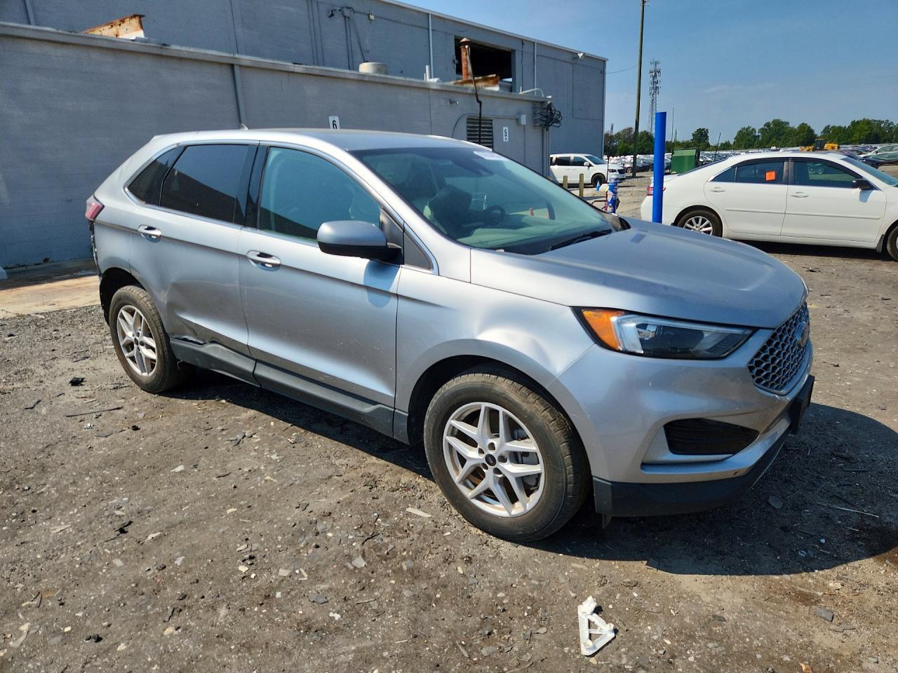 2023 FORD EDGE SEL — Фото 4 из 13