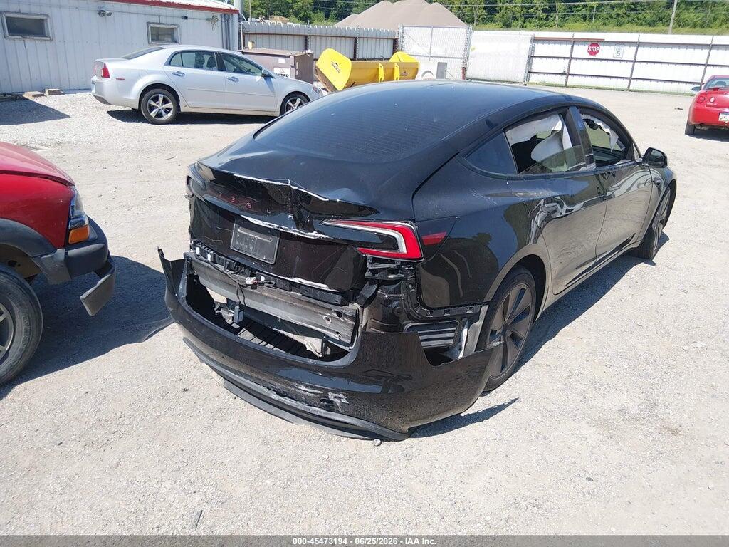 5YJ3E1EA0SF965824 2025 TESLA MODEL 3 photo no. 4