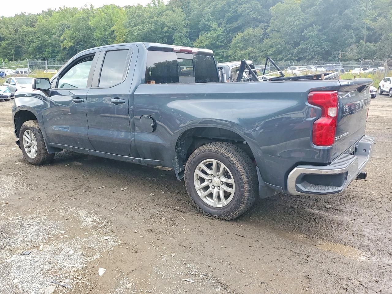 2019 CHEVROLET SILVERADO K1500 LT — Фото 2 из 12