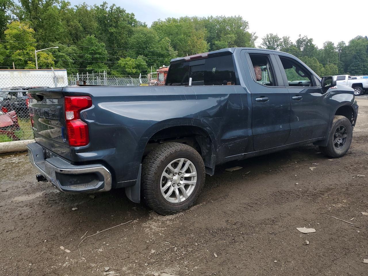 2019 CHEVROLET SILVERADO K1500 LT — Фото 3 из 12