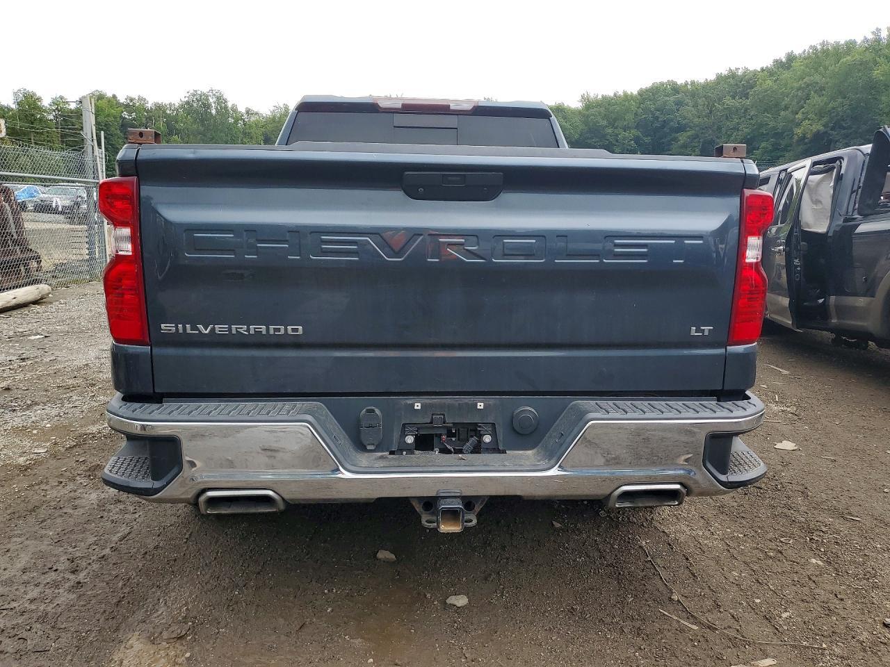 2019 CHEVROLET SILVERADO K1500 LT — Фото 6 из 12