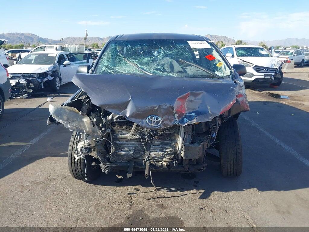 5TDZK3DC1ES488953 2014 TOYOTA SIENNA photo no. 6
