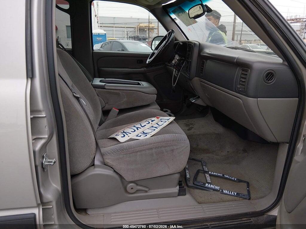1GNEC13VX4J319648 2004 CHEVROLET TAHOE photo no. 5