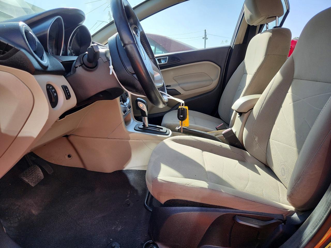 2015 FORD FIESTA SE — Фото 7 из 14