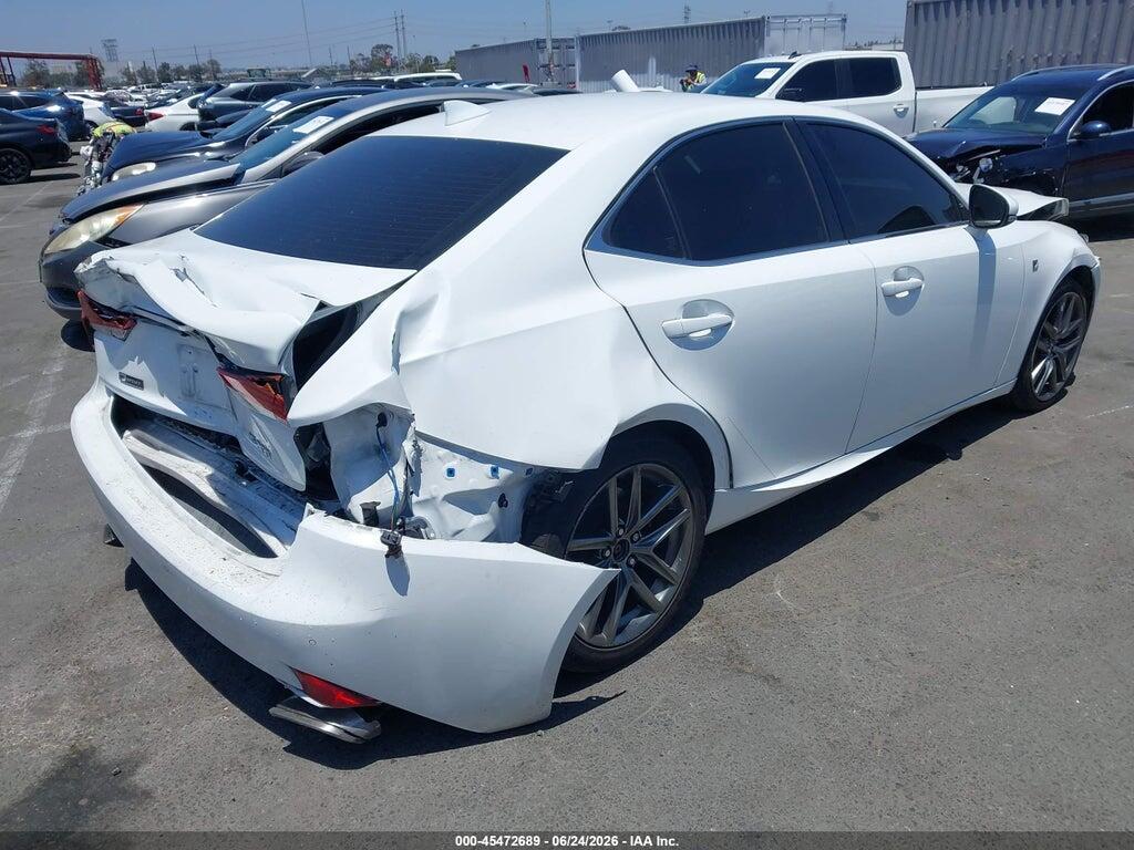 JTHBA1D24J5067842 2018 LEXUS IS 300 photo no. 4