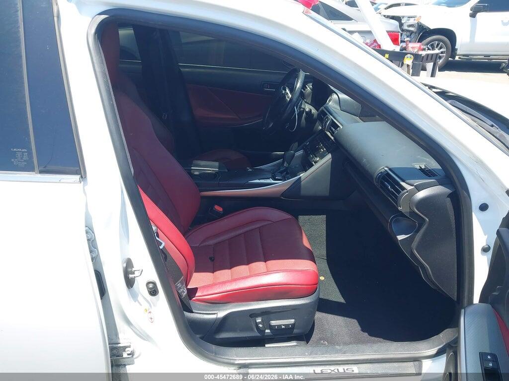 JTHBA1D24J5067842 2018 LEXUS IS 300 photo no. 5
