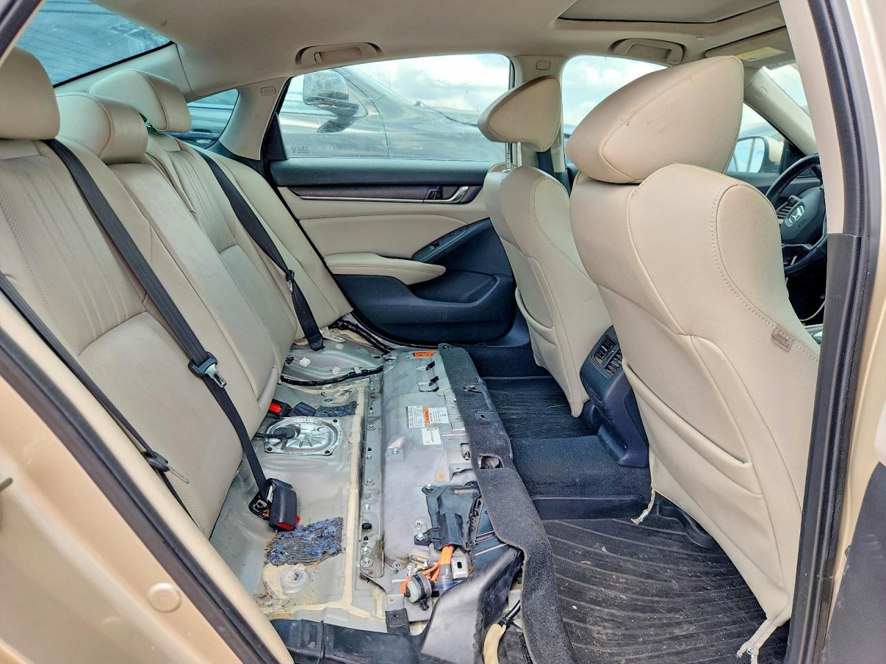 2020 HONDA ACCORD TOURING HYBRID — Фото 10 из 13