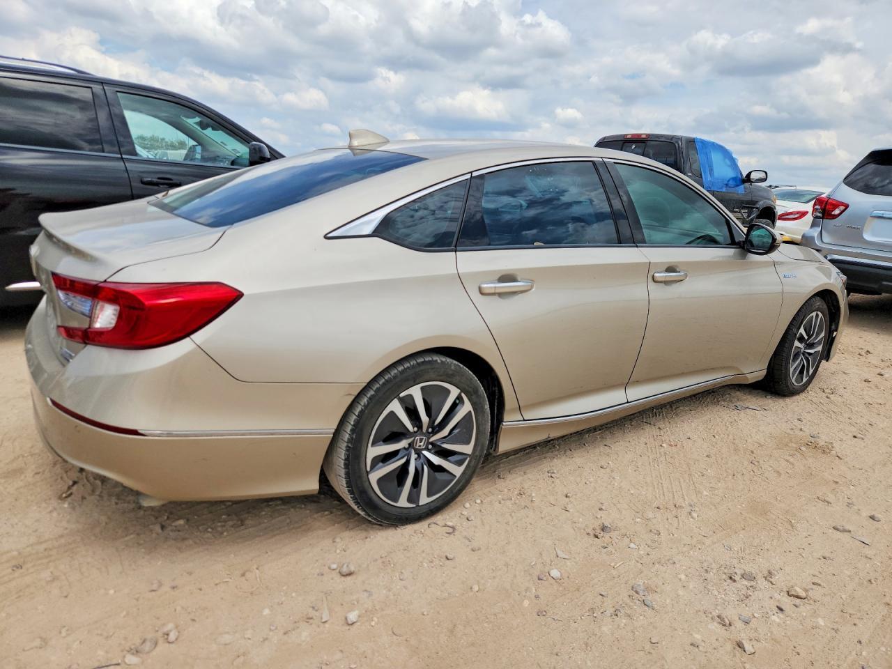 2020 HONDA ACCORD TOURING HYBRID — Фото 3 из 13