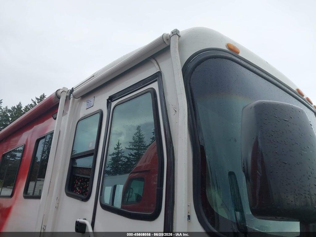 4UZ6XFBC2XCB54247 1999 FREIGHTLINER CHASSIS photo no. 12