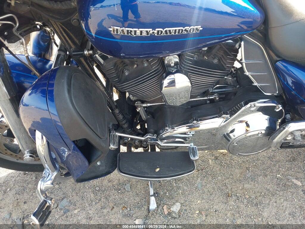 1HD1KEL18FB612782 2015 HARLEY-DAVIDSON FLHTK photo no. 9