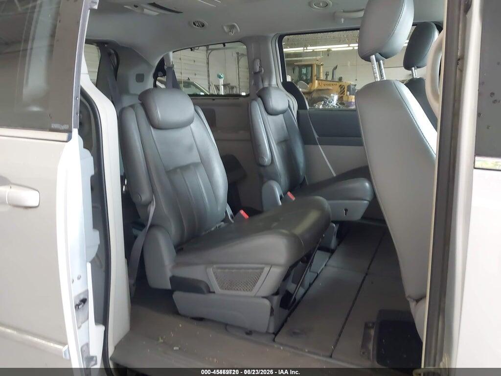2A4RR5DX0AR193527 2010 CHRYSLER TOWN & COUNTRY photo no. 8