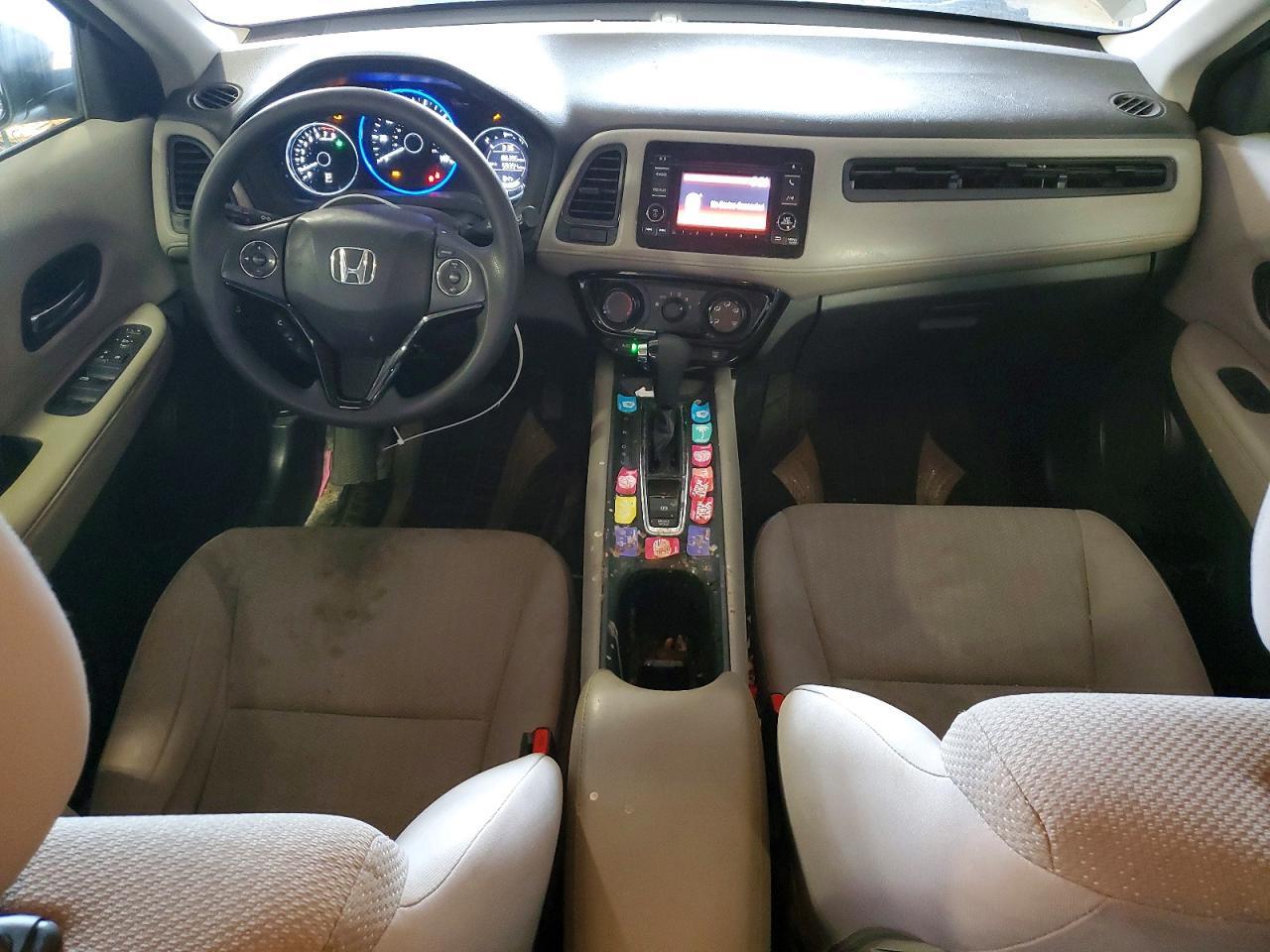 2017 HONDA HR-V LX — Фото 8 из 13