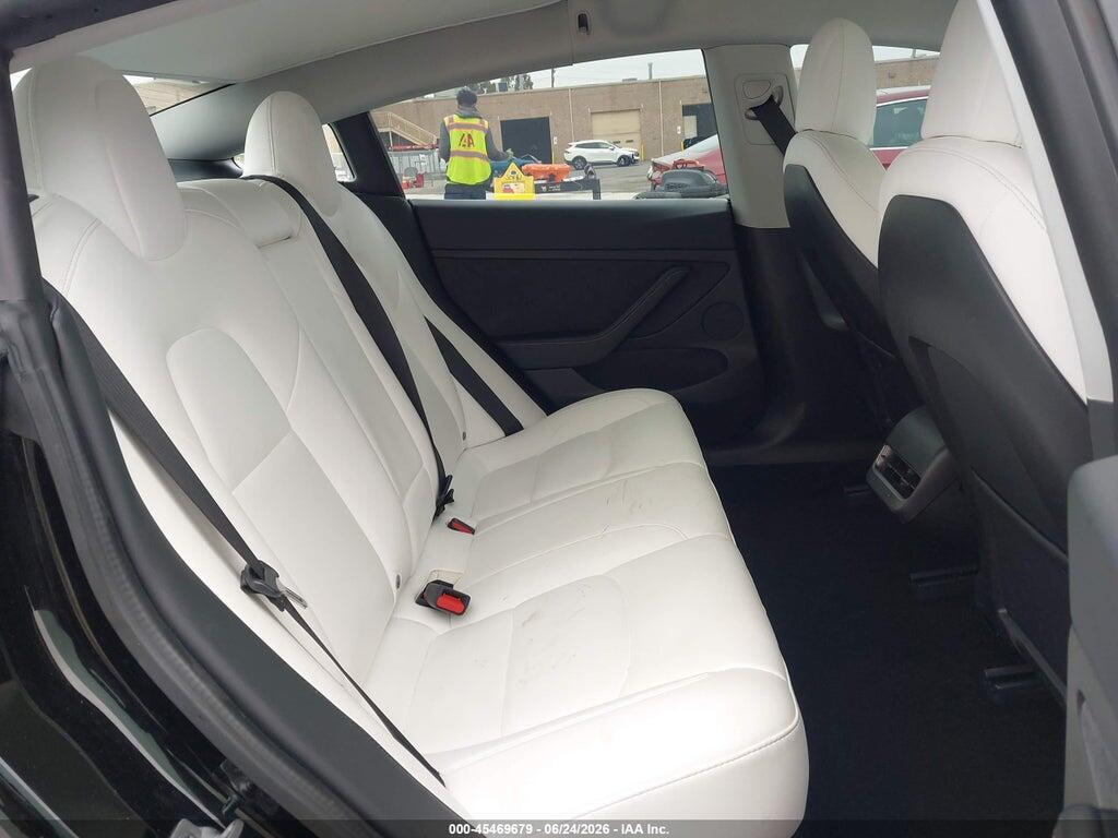 5YJ3E1EB8MF075955 2021 TESLA MODEL 3 photo no. 8
