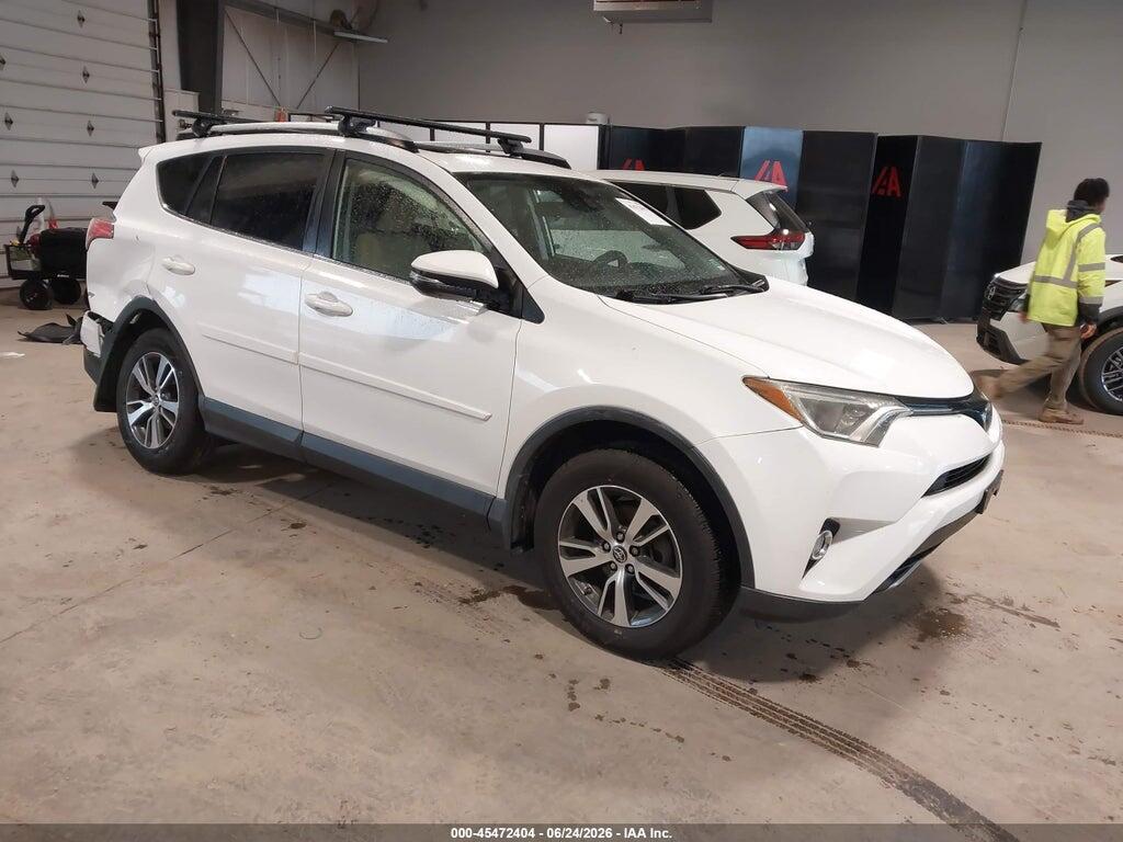 JTMRFREV2JJ246591 2018 TOYOTA RAV4 photo no. 1