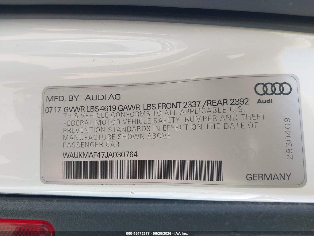 WAUKMAF47JA030764 2018 AUDI A4 photo no. 9