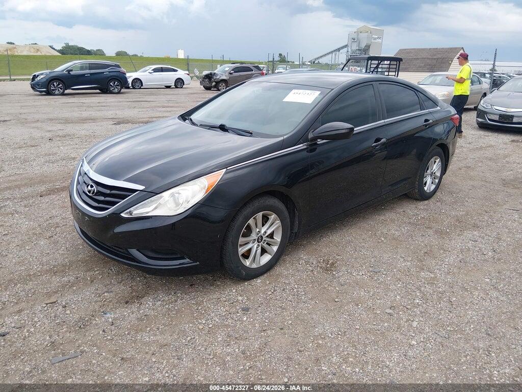 5NPEB4AC8BH166823 2011 HYUNDAI SONATA photo no. 2