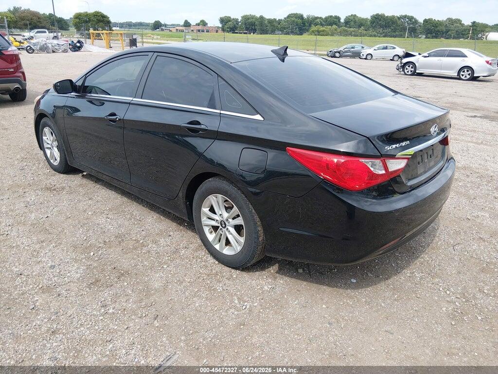 5NPEB4AC8BH166823 2011 HYUNDAI SONATA photo no. 3