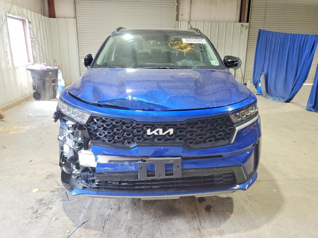 2022 KIA SORENTO S — Фото 5 из 13